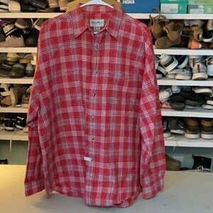 EUC Mens long sleeve EDDIE BAUER button down shirt